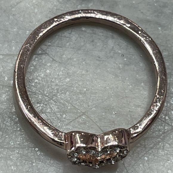 Rose Gold Heart Ring Sparkling Stones Heart CZ Band Dainty Romantic Jewelry 7.5 - Picture 7 of 9